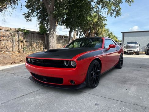 Used 2023 Dodge Challenger R/T Scat Pack w/ T/A Package RWD image 9