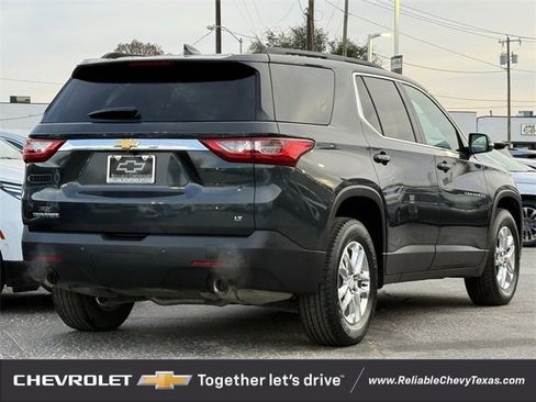 Used 2020 Chevrolet Traverse LT image 6