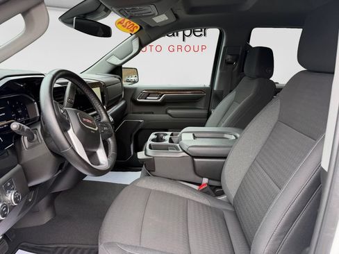 Used 2024 GMC Sierra 1500 Elevation AWD/4WD image 13