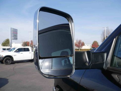 Used 2011 RAM 2500 Laramie w/ Protection Group image 12