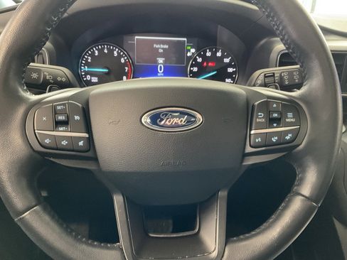 Used 2020 Ford Explorer XLT w/ Equipment Group 202A image 10