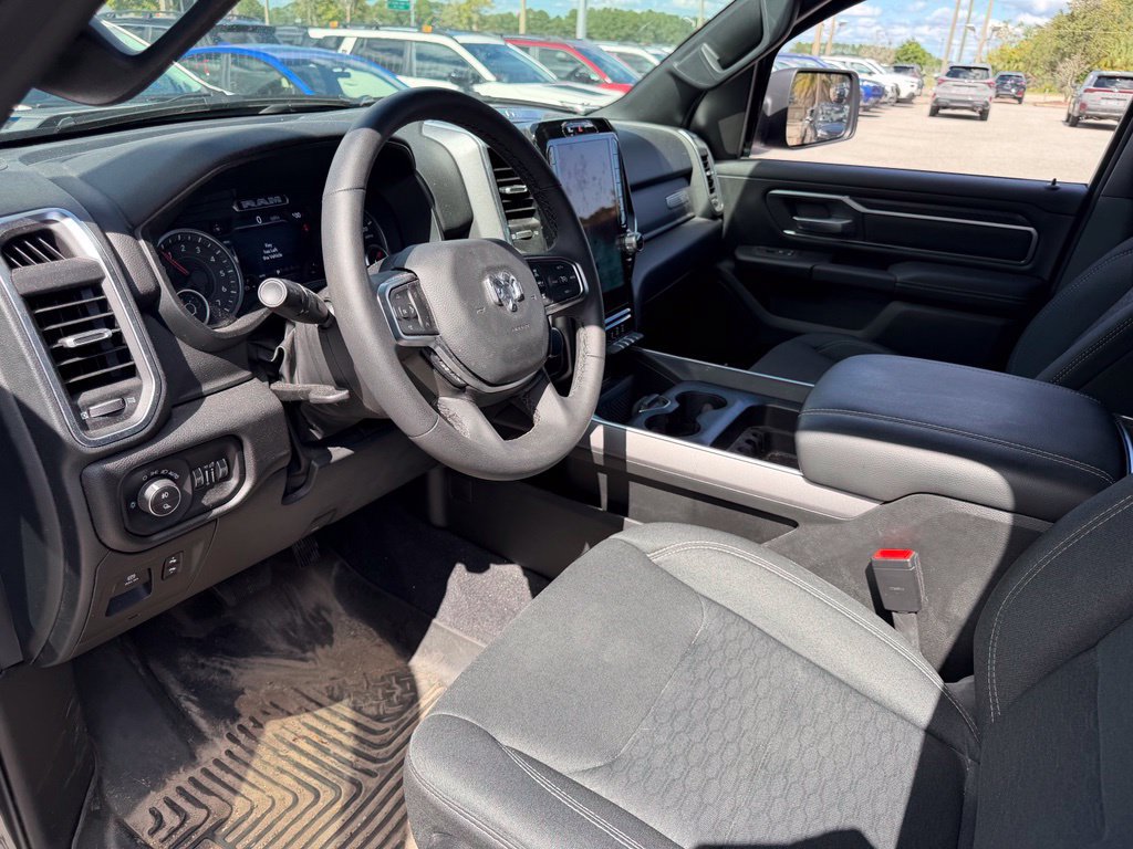 Used 2025 RAM 1500 Big Horn AWD/4WD image 22