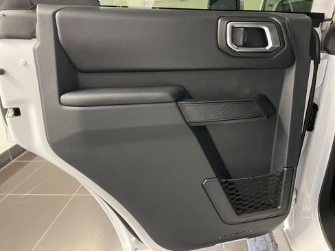 New 2025 Ford Bronco Outer Banks image 32