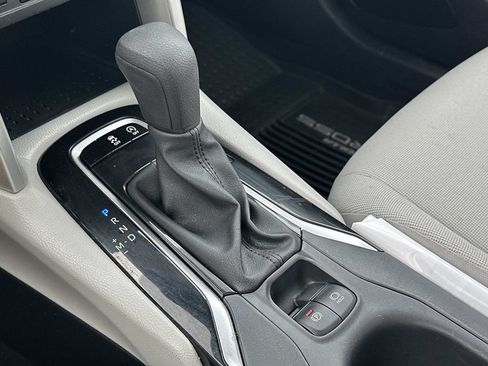 Used 2024 Toyota Corolla Cross L AWD/4WD image 31