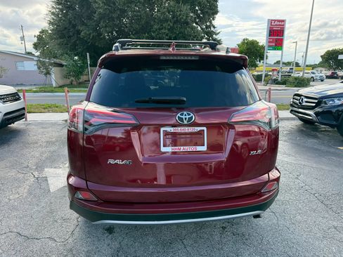 Used 2018 Toyota RAV4 XLE FWD image 9