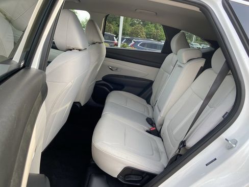 Used 2025 Hyundai Tucson SEL AWD/4WD image 19