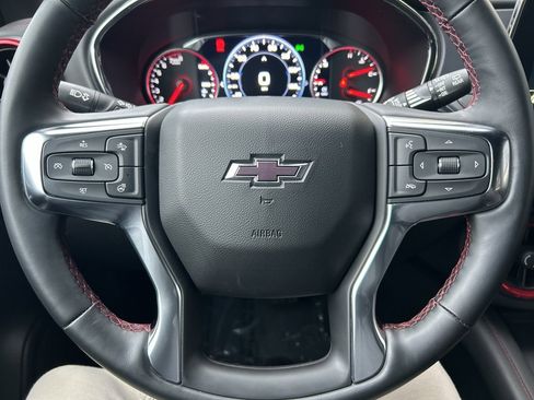 Used 2025 Chevrolet Blazer RS image 24