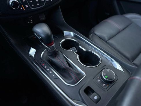 Used 2023 Chevrolet Traverse RS image 15