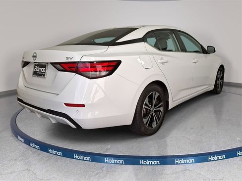 Used 2022 Nissan Sentra SV image 4