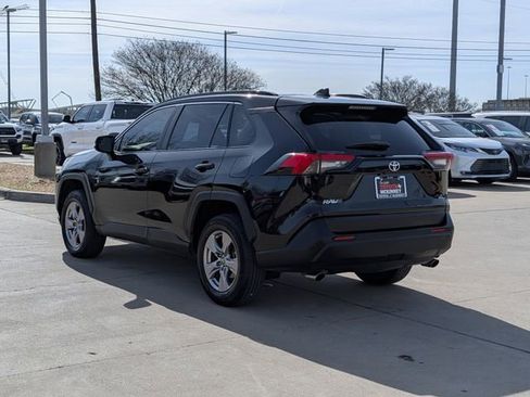 Used 2023 Toyota RAV4 XLE w/ Convenience Package image 9