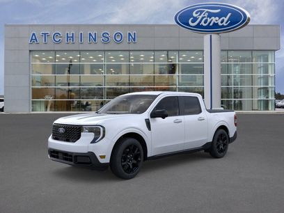 New 2025 Ford Maverick Lariat w/ Black Appearance Package