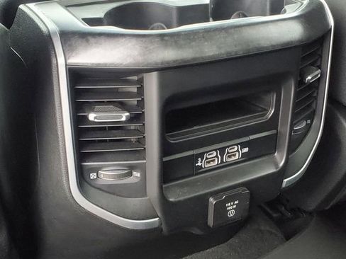 Used 2020 RAM 1500 Big Horn image 34