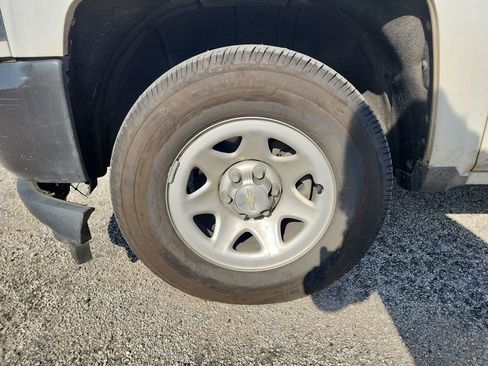 Used 2019 Chevrolet Silverado 1500 W/T RWD image 12