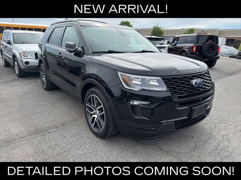 Used 2018 Ford Explorer Sport w/ Equipment Group 401A AWD/4WD image 2