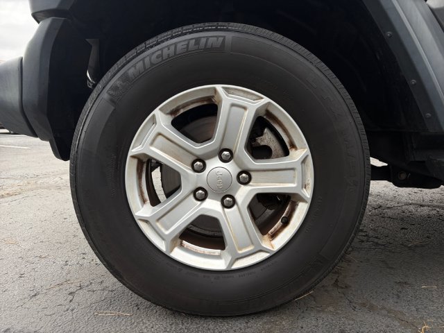 Used 2018 Jeep Wrangler Unlimited Sport S AWD/4WD image 26