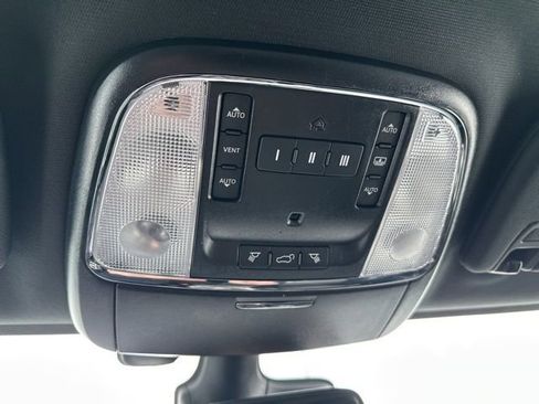 Used 2020 Jeep Grand Cherokee High Altitude image 20