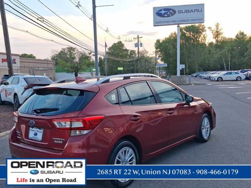 Used 2017 Subaru Impreza 2.0i Premium AWD/4WD image 8