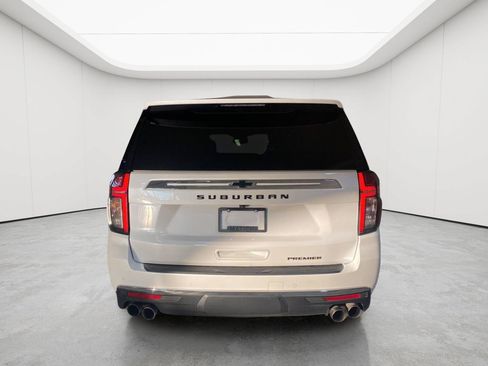 Used 2024 Chevrolet Suburban Premier AWD/4WD image 5