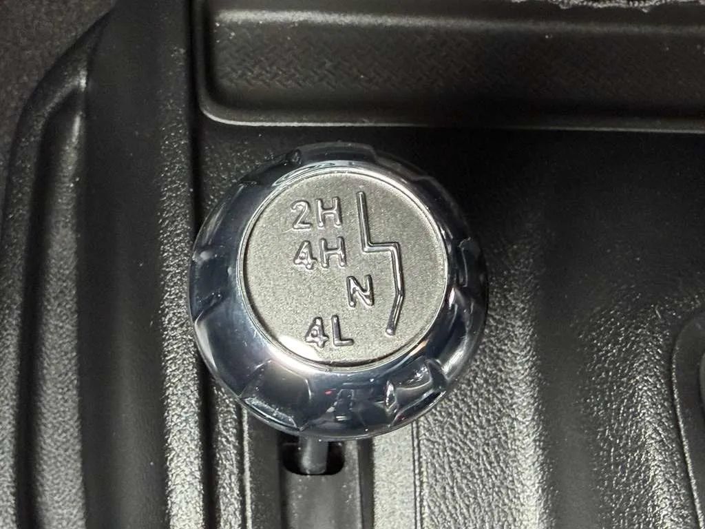 Used 2013 Jeep Wrangler Unlimited Sport AWD/4WD image 32