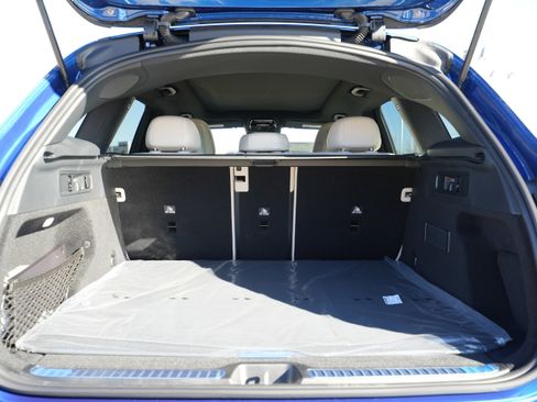 New 2026 Mercedes-Benz GLC 300 4MATIC image 16