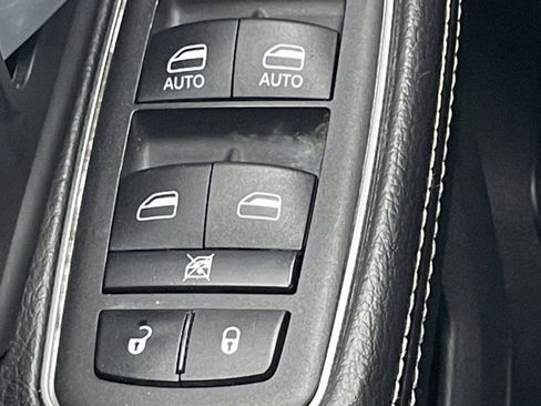 Used 2024 RAM 3500 Big Horn image 12