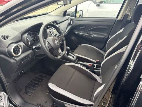 Certified 2025 Nissan Versa S w/ Trunk Package FWD image 3