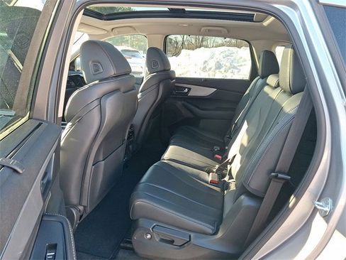 Used 2023 Acura MDX SH-AWD w/ Technology Package image 13