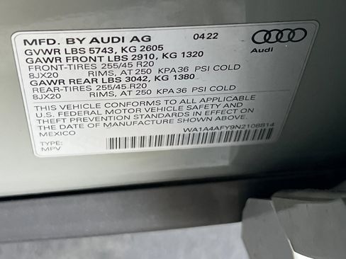 Used 2022 Audi SQ5 Premium w/ Convenience Package image 29