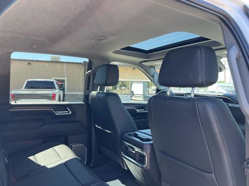 Used 2024 GMC Sierra 3500 Denali w/ Denali Reserve Package AWD/4WD image 29