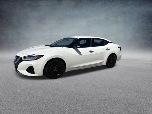 Used 2023 Nissan Maxima SV w/ Floor Mat Group FWD image 12