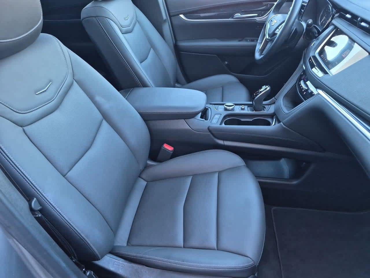 Used 2024 Cadillac XT5 Premium Luxury AWD/4WD image 23
