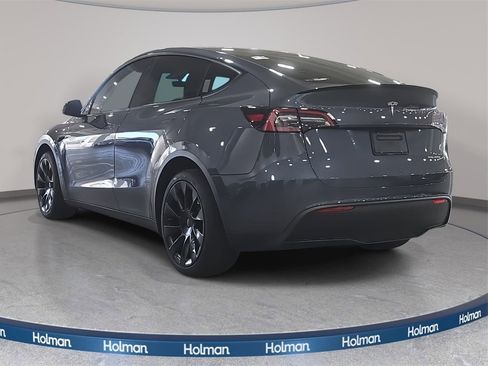 Used 2023 Tesla Model Y Long Range image 8