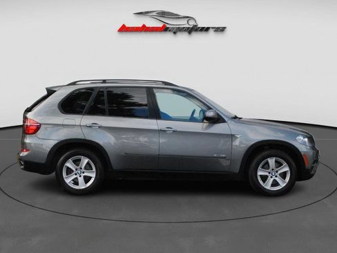 Used 2012 BMW X5 xDrive35i image 2