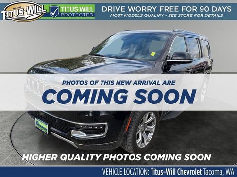 Used 2022 Jeep Wagoneer Series II AWD/4WD image 2