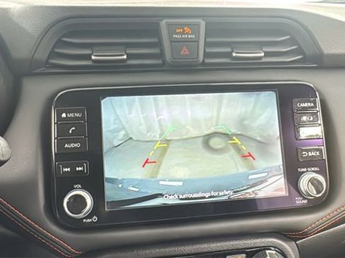 New 2025 Nissan Versa SR w/ Trunk Package image 23