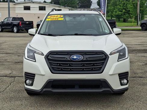 Used 2023 Subaru Forester Premium AWD/4WD image 3