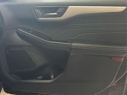 Used 2022 Ford Escape SE w/ Convenience Package image 35