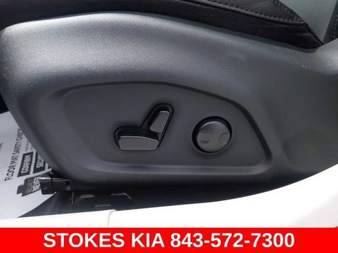 Used 2024 Jeep Compass Limited AWD/4WD image 21