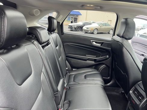 Used 2021 Ford Edge Titanium w/ Equipment Group 301A image 39