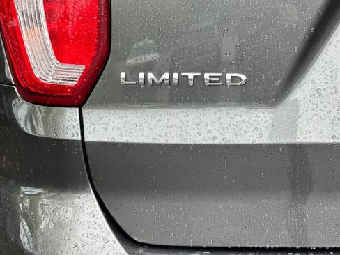 Used 2016 Ford Explorer Limited AWD/4WD image 28