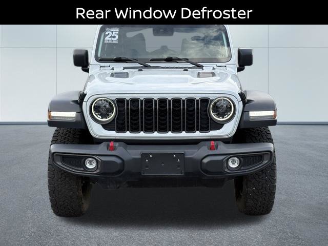 Used 2025 Jeep Wrangler Unlimited Rubicon AWD/4WD image 5