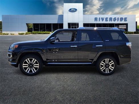 Used 2023 Toyota 4Runner Limited image 4