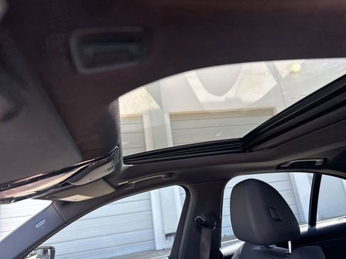 Used 2020 BMW 330i Sedan w/ Convenience Package image 9