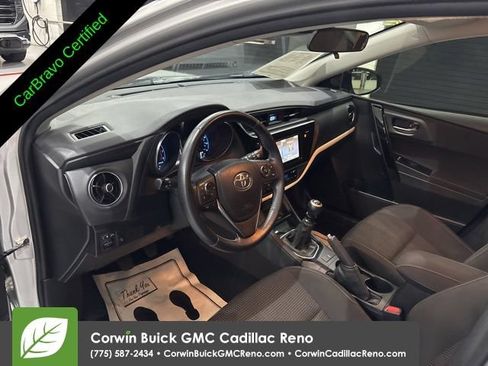 Used 2018 Toyota Corolla iM w/ Carpet Mat Package (TMS) FWD image 9