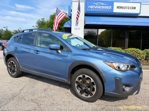Used 2021 Subaru Crosstrek 2.0i Premium w/ Moonroof Package AWD/4WD image 33