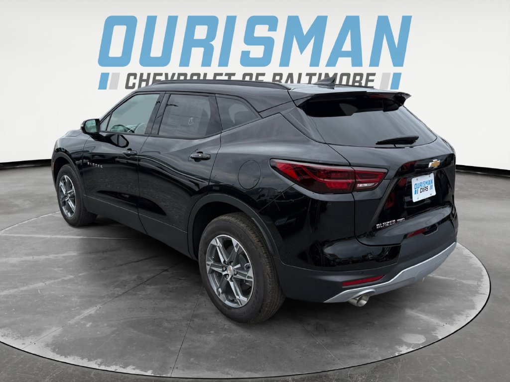 New 2026 Chevrolet Blazer LT w/ Sound & Technology Package AWD/4WD image 4