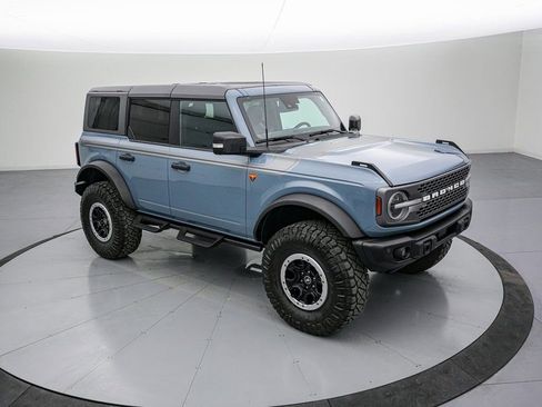 Certified 2023 Ford Bronco Badlands image 2