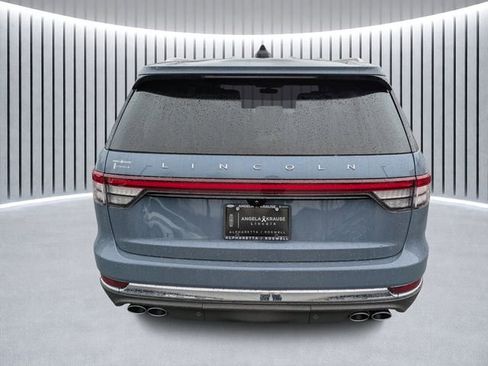 New 2025 Lincoln Aviator Reserve w/ Luxury Package image 4