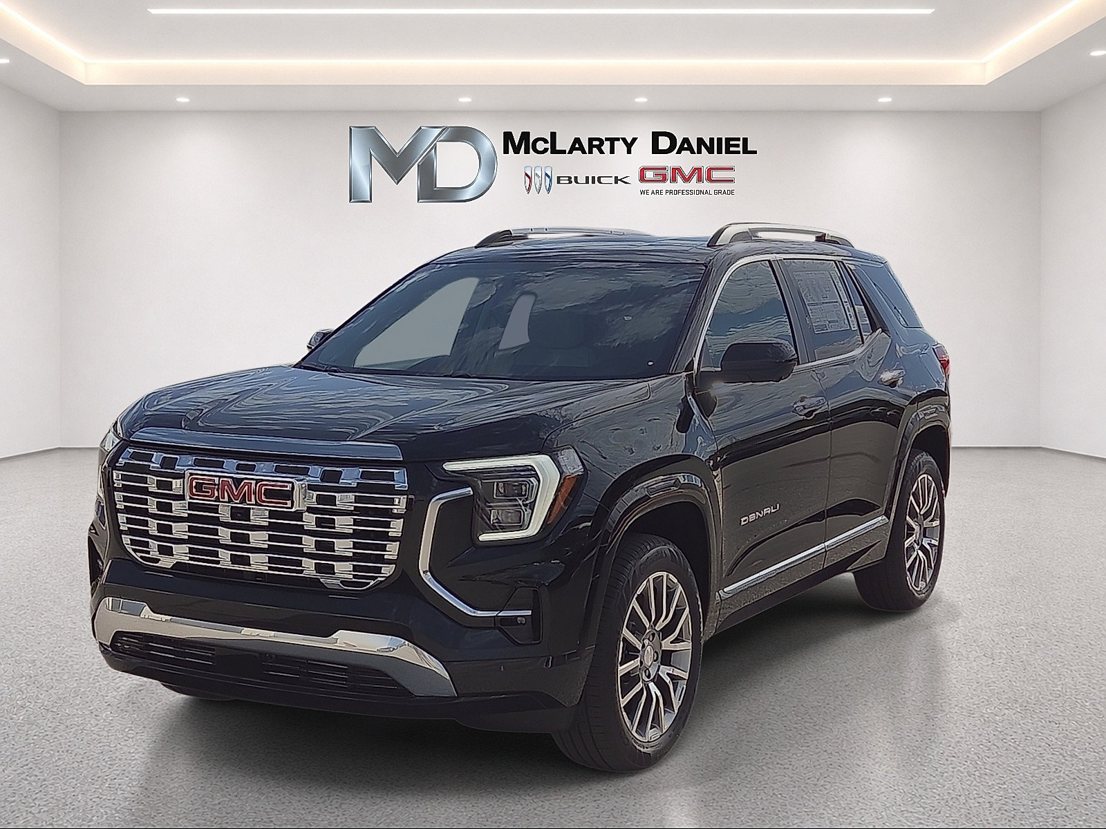 New 2027 GMC Terrain Denali w/ LPO, Floor Liner Package AWD/4WD image 2