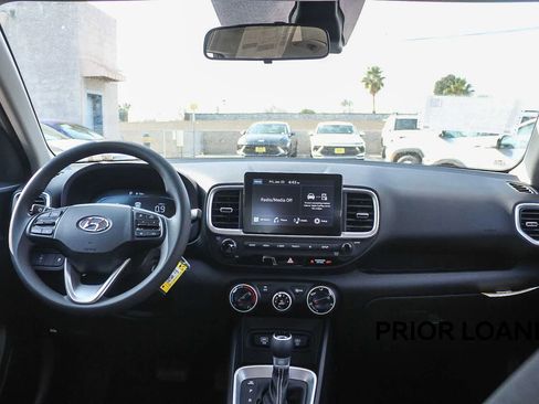 Certified 2026 Hyundai Venue SE FWD image 17